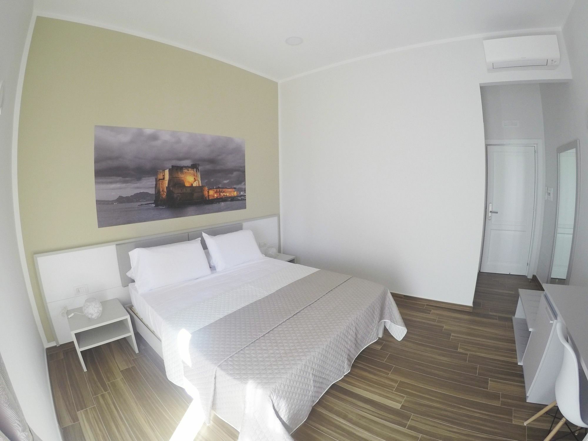 Rooms Stazione Centrale Napoli Dış mekan fotoğraf