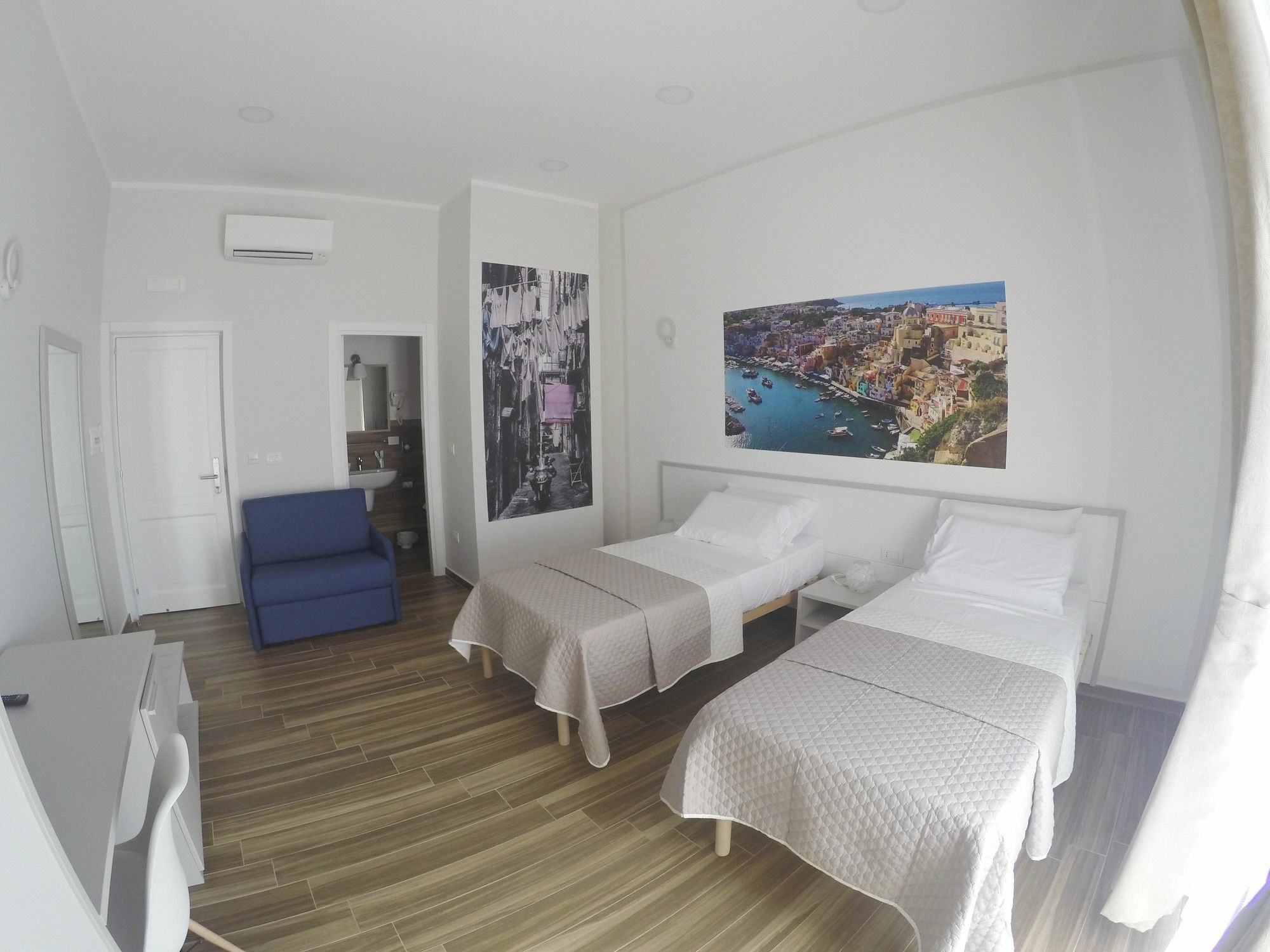 Rooms Stazione Centrale Napoli Dış mekan fotoğraf