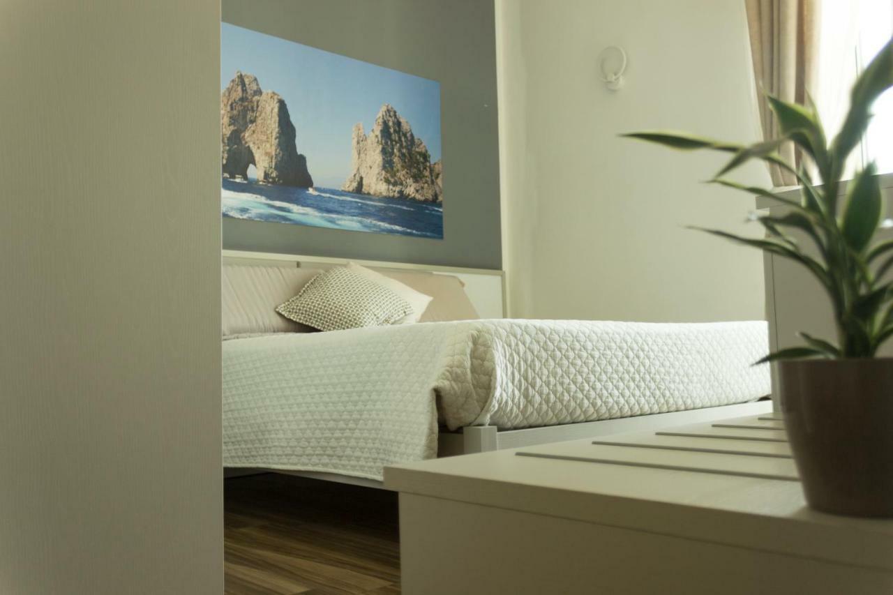 Rooms Stazione Centrale Napoli Dış mekan fotoğraf