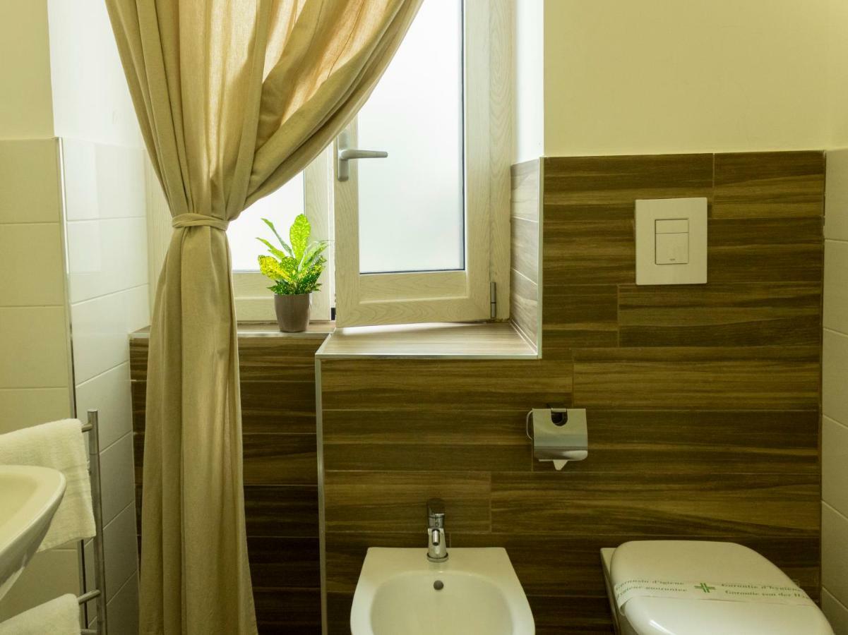 Rooms Stazione Centrale Napoli Dış mekan fotoğraf
